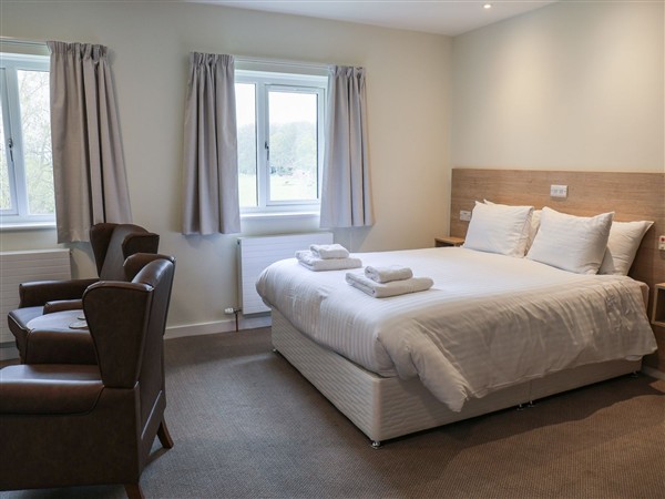 Jubilee First-floor King-size Bedroom in Cumbria