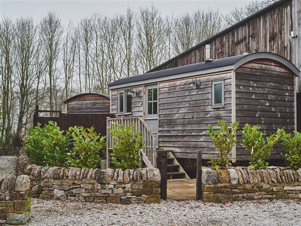 Kestrel Hut in Derbyshire