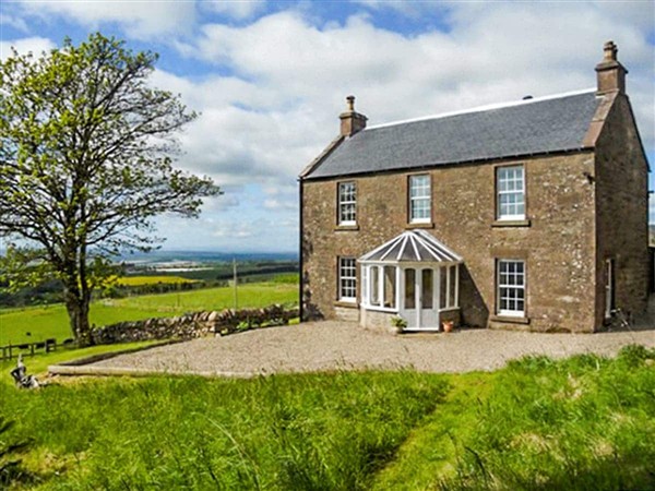 Kirklandbank Farmhouse, Alyth