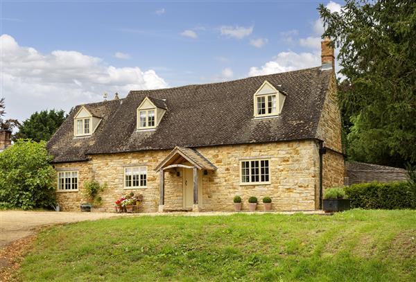 Kitchen Garden Cottage in Warwickshire