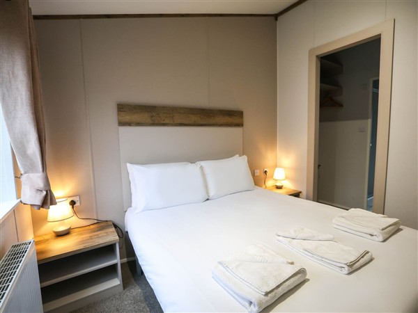 Laurel Waterside Spa, 
