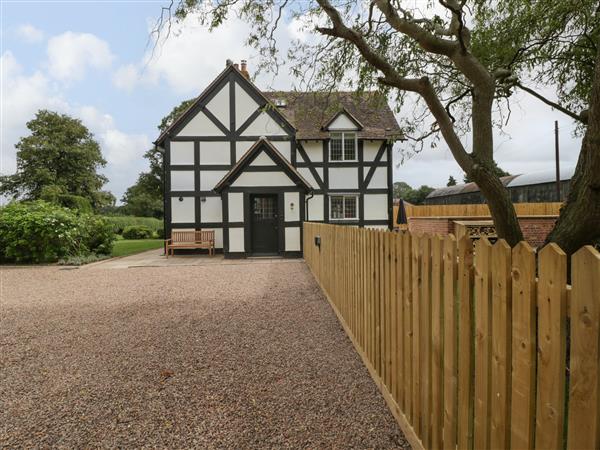 Lavender Cottage in Worcestershire