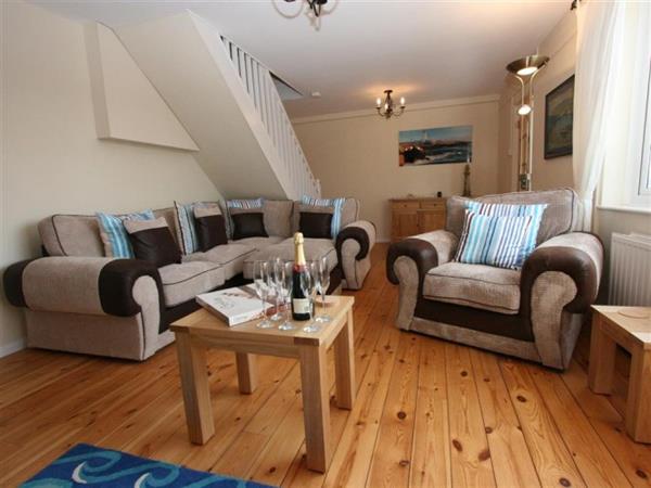 Lighthouse Cottage in Trevarrian, Cornwall