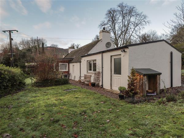 Lilac Cottage in Strathpeffer, Inverness - Ross-Shire