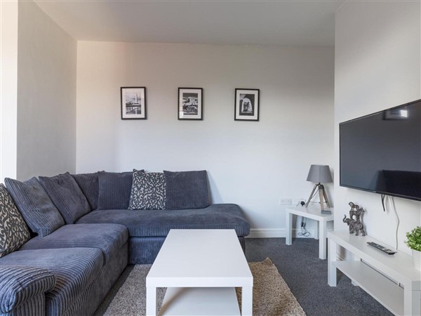 Lily Apartment - Sleeps 3 - Pet friendly - Parking in Northumberland