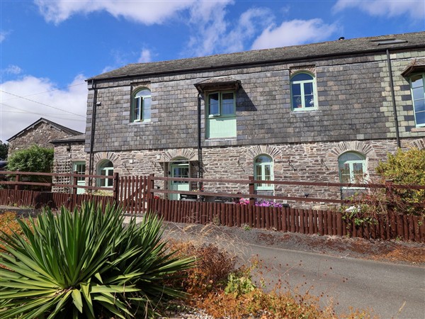 Linhay Barn, 