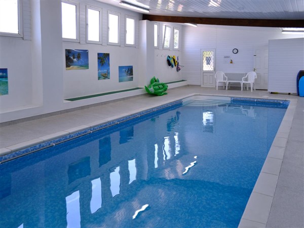 Little Content Farm Cottage, Gunwalloe, near Helston