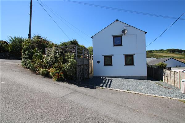 Little Fernleigh in Coverack, Cornwall