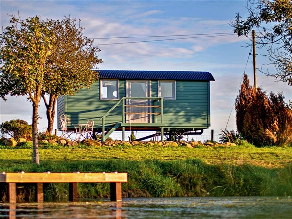 Little Hideaway, Pwllheli