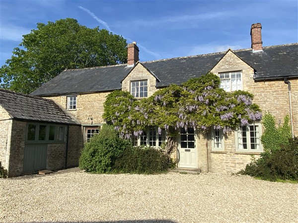 Little Lemhill Farm Cottage in Gloucestershire