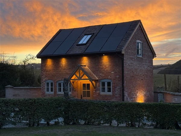 Little Red Barn, 