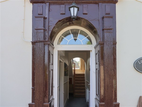 Littleham Court Manor, 