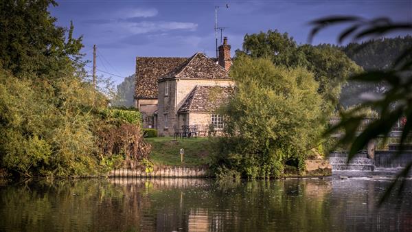 Lock Cottage in Oxfordshire