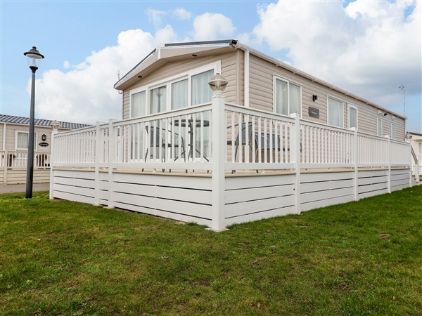 Lodge 29 Egret's View in Suffolk