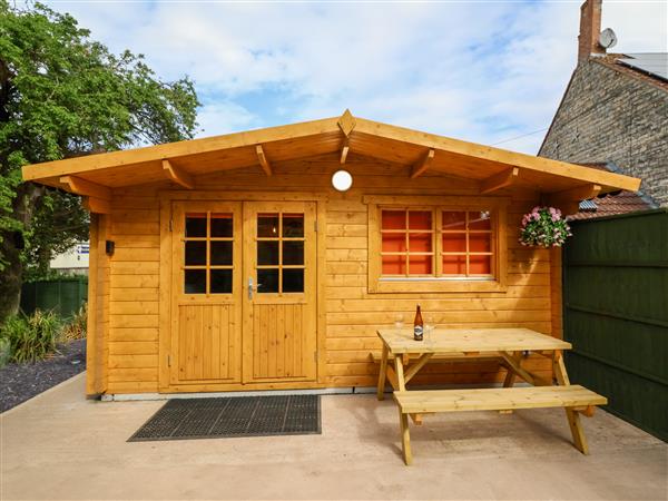 Log Cabin - Amber Glow in Somerset