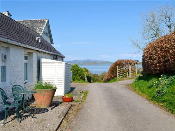 Long Cottage in Kirkcudbrightshire