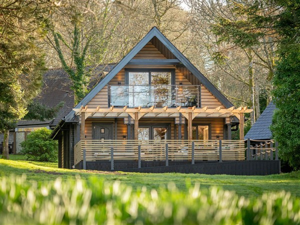 Lowarth Lodge Spa Pet, 