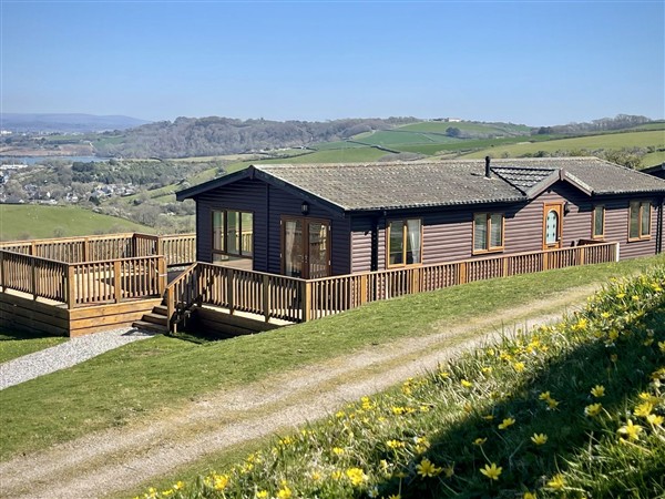 Lowena Lodge, 