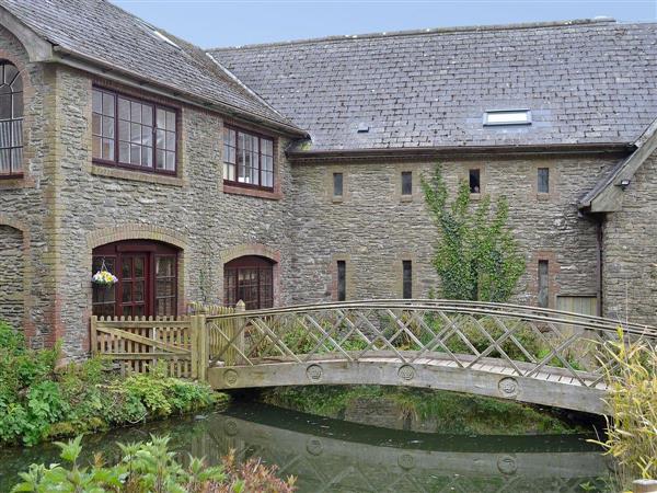 Lower North Radworthy Cottages - Bridge House in Devon