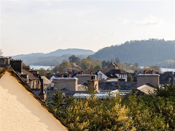 Luxury 2 Bed Room Lake View Apt Bowness Parking in Cumbria