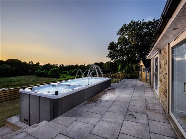 Luxury Farmhouse, 