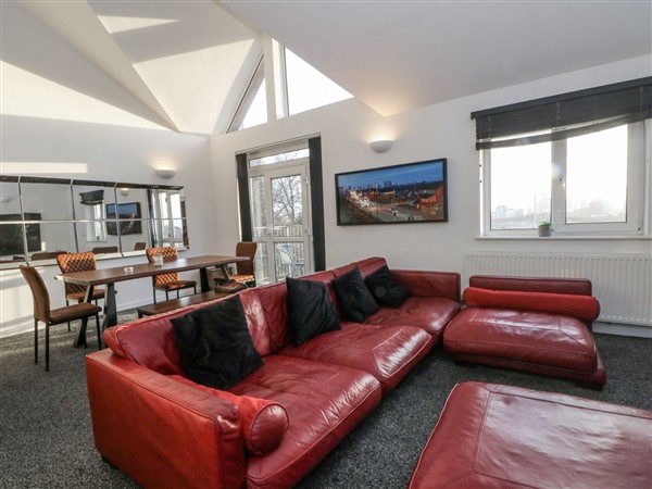 Manchester Apartment, 