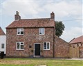 Take things easy at Manor Cottage; ; Harpham near Nafferton