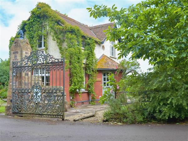 Maunsel House Estate Cottages - Front Lodge in Somerset
