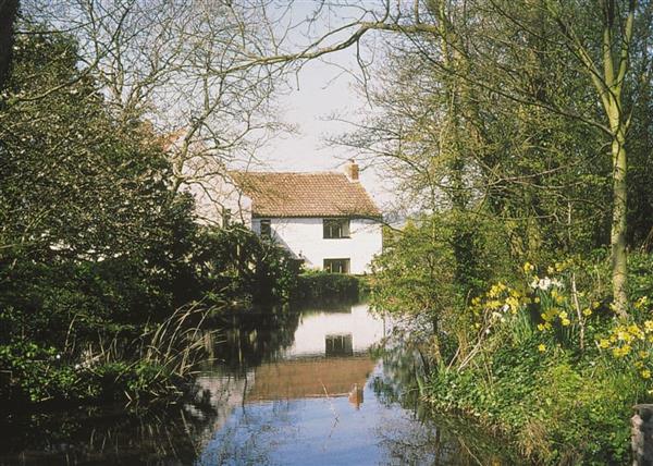 Maxmills Cottage in Winscombe, Avon