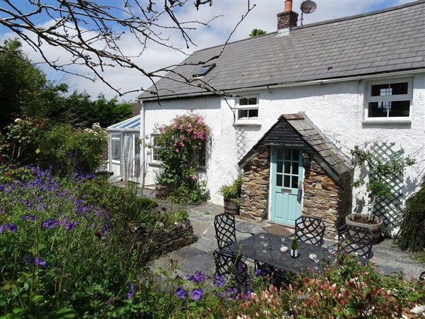 Mays Cottage in Cornwall