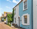 Enjoy a leisurely break at Mcenroe Cottage; Kent