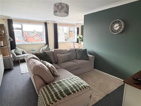 Meriden Apartment, 