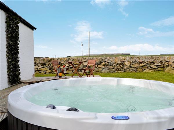 Mid Bishopton Farm Cottages - Cotters Cottage in Whithorn, Dumfries and Galloway, Wigtownshire