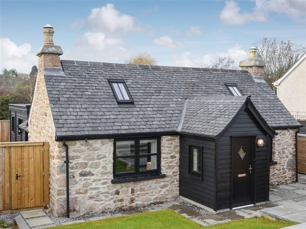 Mile End Cottage in Inverness-Shire