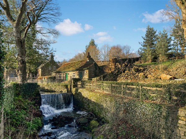 Mill Close Cottage in Chesterfield, Derbyshire