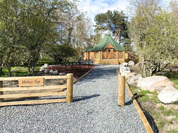 Mither Tap Lodge in Aberdeenshire