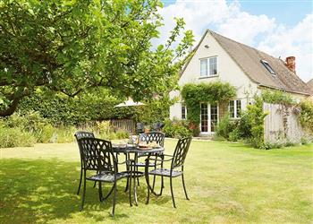 holiday cottages cotswolds dog friendly