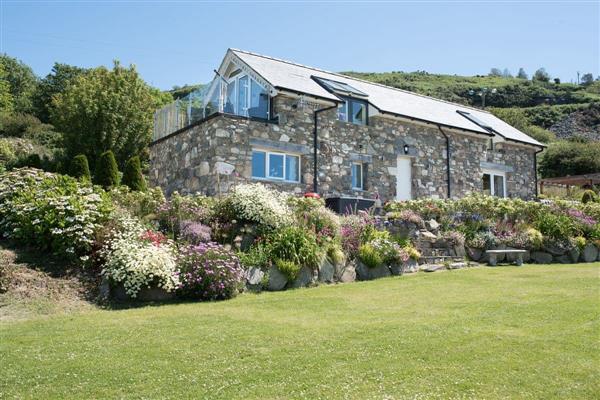 Morfa Nefyn Holiday Cottages - Ty Gan y Mor in Nefyn, Llyn Peninsula, Gwynedd