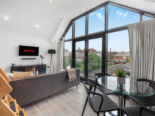 Mulberry Apartment, 