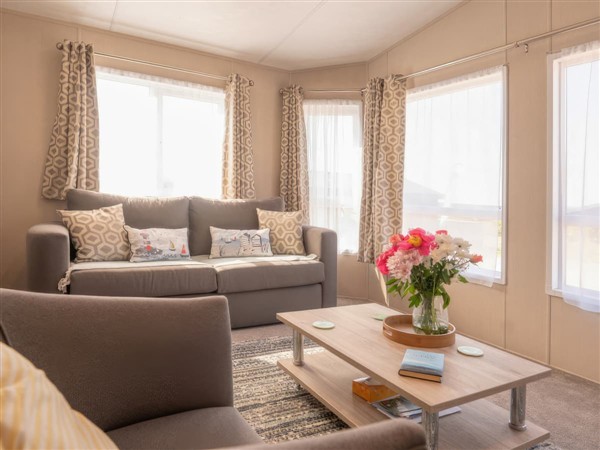 Mullacott Retreats - 18 Ocean Terrace in Devon