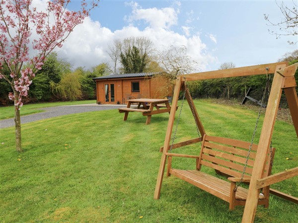 Nellies Log Cabin, 
