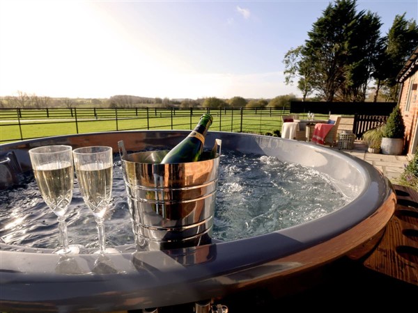 Nettlefold Cottage in Warwickshire