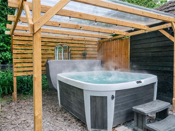 New Forest Hideaway, 