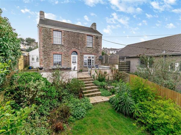 Newton Cottage in St Mawes, Cornwall