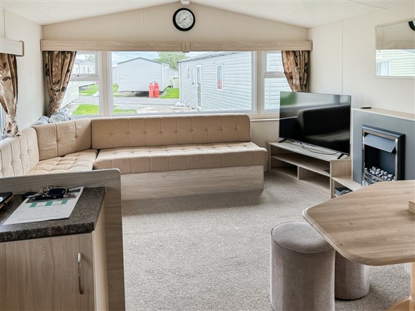 Nightingale 28, Tunstall