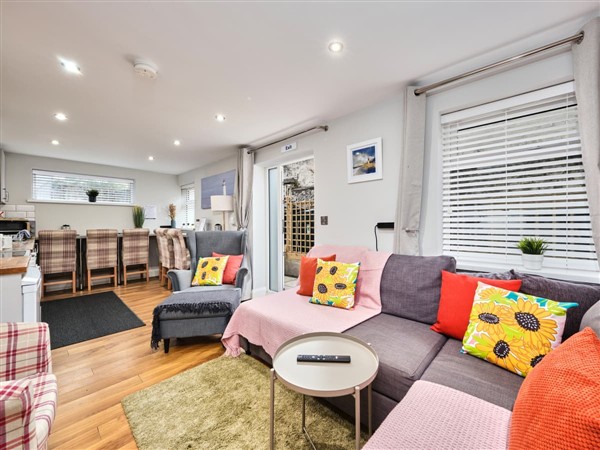 No.4 Princess Yellow Apartments in Co Antrim