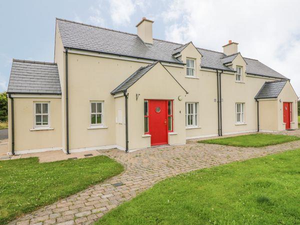 No. 6 An Seanachai Holiday Homes in Ring nr Dungarvan, Waterford