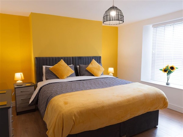 North Road Flat, 