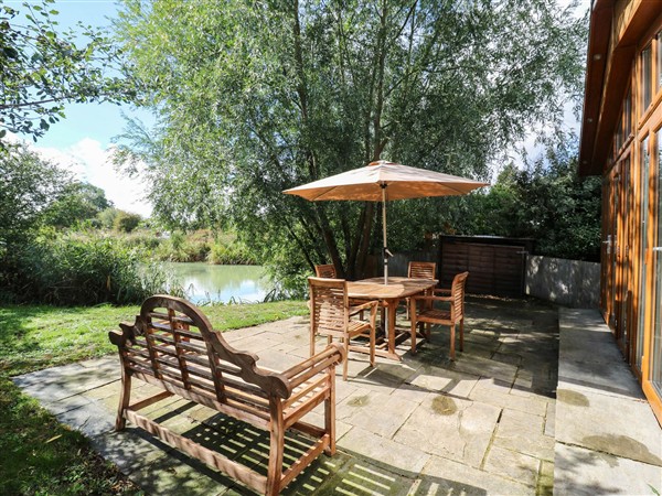 Oak Lodge, 