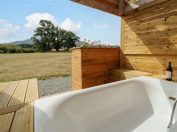 Oak Lodge, 